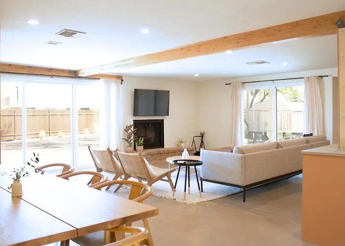 Sonoran Peach - Light-filled 5br Near Tmc Сasa de vacaciones Tucson