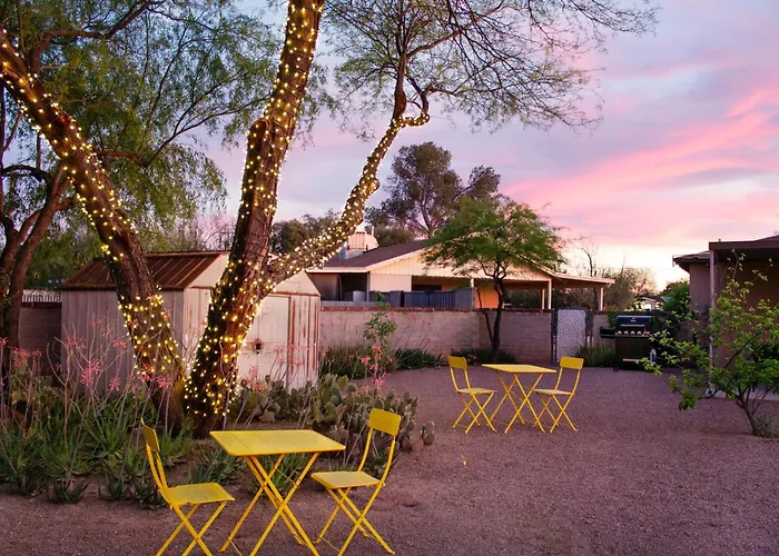 Sonoran Peach - Light-filled 5br Near Tmc * Tucson